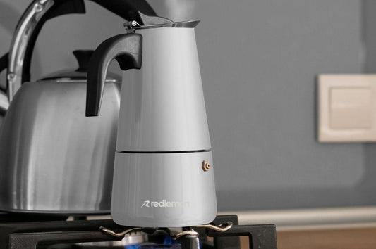 ¿Cómo Usar y Hacer Café una Cafetera Italiana por Primera Vez?