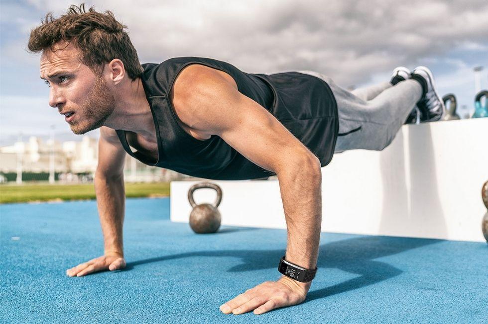 3 gadgets para deportistas que mejorarán tu salud física en 2022 - Redlemon