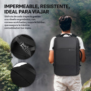 Mochila Expandible de 22 a 35 L para Laptop de 18 Pulgadas — contenido y accesorios