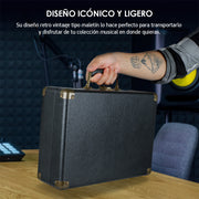 Tocadiscos Akane cerrado en formato maletín negro con asa de transporte